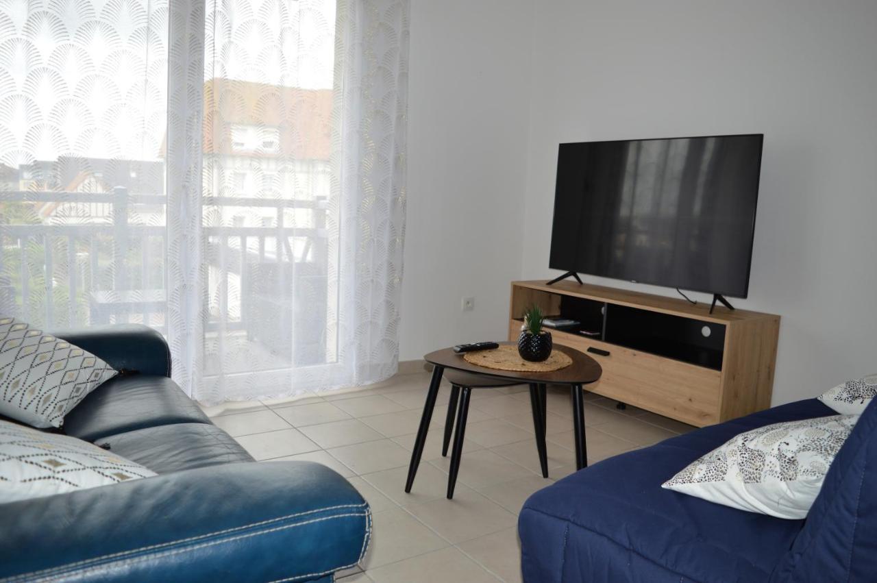 Appartement Spacieux Avec Balcon - A 50M De La Plage Courseulles-sur-Mer Exterior foto